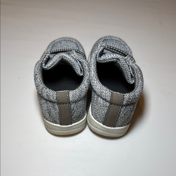 Old Navy Slip-On Deck Shoes for Toddler Boys Size 7 - Picture 2 of 10